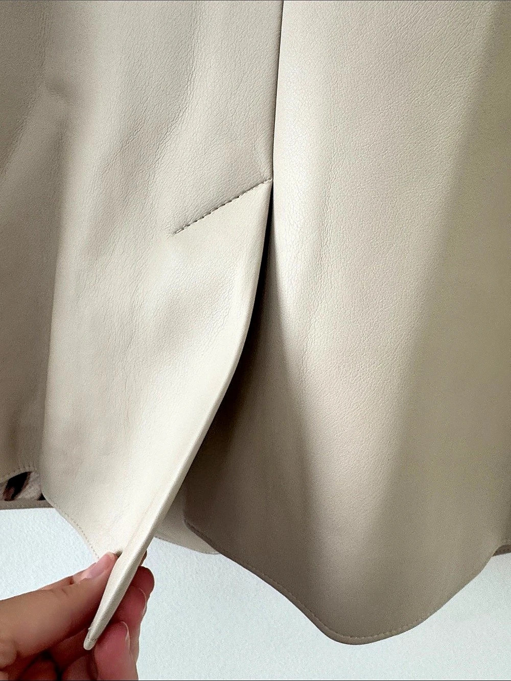 Chicos Faux Leather Blazer Beige Size 3 (16) - Picture 9 of 9